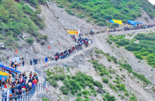 Srinagar: Amarnath Yatra postponed by one day due to heavy rain