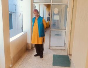 निरीक्षण करते बीकेटीसी के उपाध्यक्ष ऋषि प्रसाद सती
