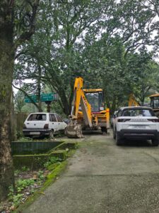 4 vehicles seized