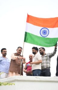 कैबिनेट मंत्री गणेश जोशी