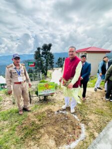 कैबिनेट मंत्री गणेश जोशी